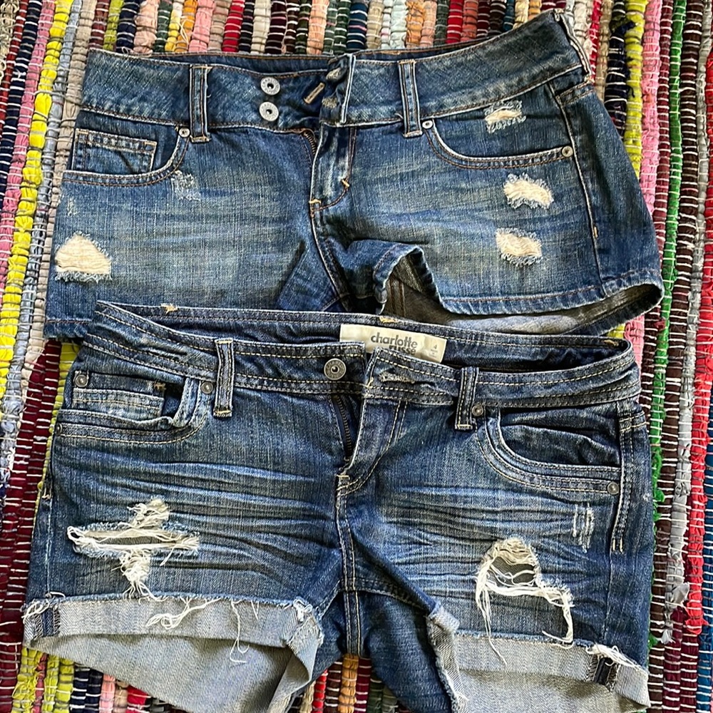 Charlotte Russe Jean shorts size 4